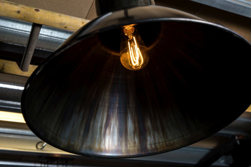 lyra industrial metal factory light